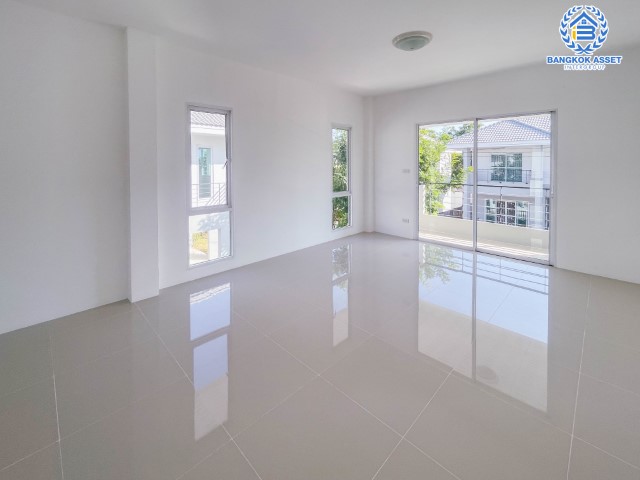 *****บ้านเดี่ยวมือสอง ม.แพลทฟอร์มออคิดพาร์ค บางนา-ตราด เนื้อที่ 56.2 ตร.ว. ฟังก์ชัน 3 ห้องนอน 2 ห้องน้ำ 2 ที่จอด บนทำเลเดินทางสะดวก เชื่อมต่อถนนบางนา-ตราด เข้าเมืองสะดวก ใกล้จุดขึ้นทางด่วน "บูรพาวิถี"